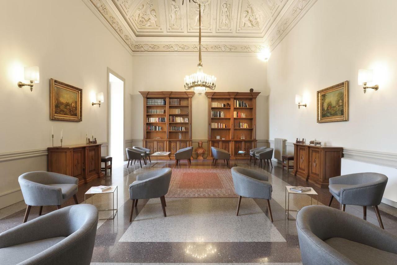 Hotel Palazzo Circolone à Poggiardo Extérieur photo